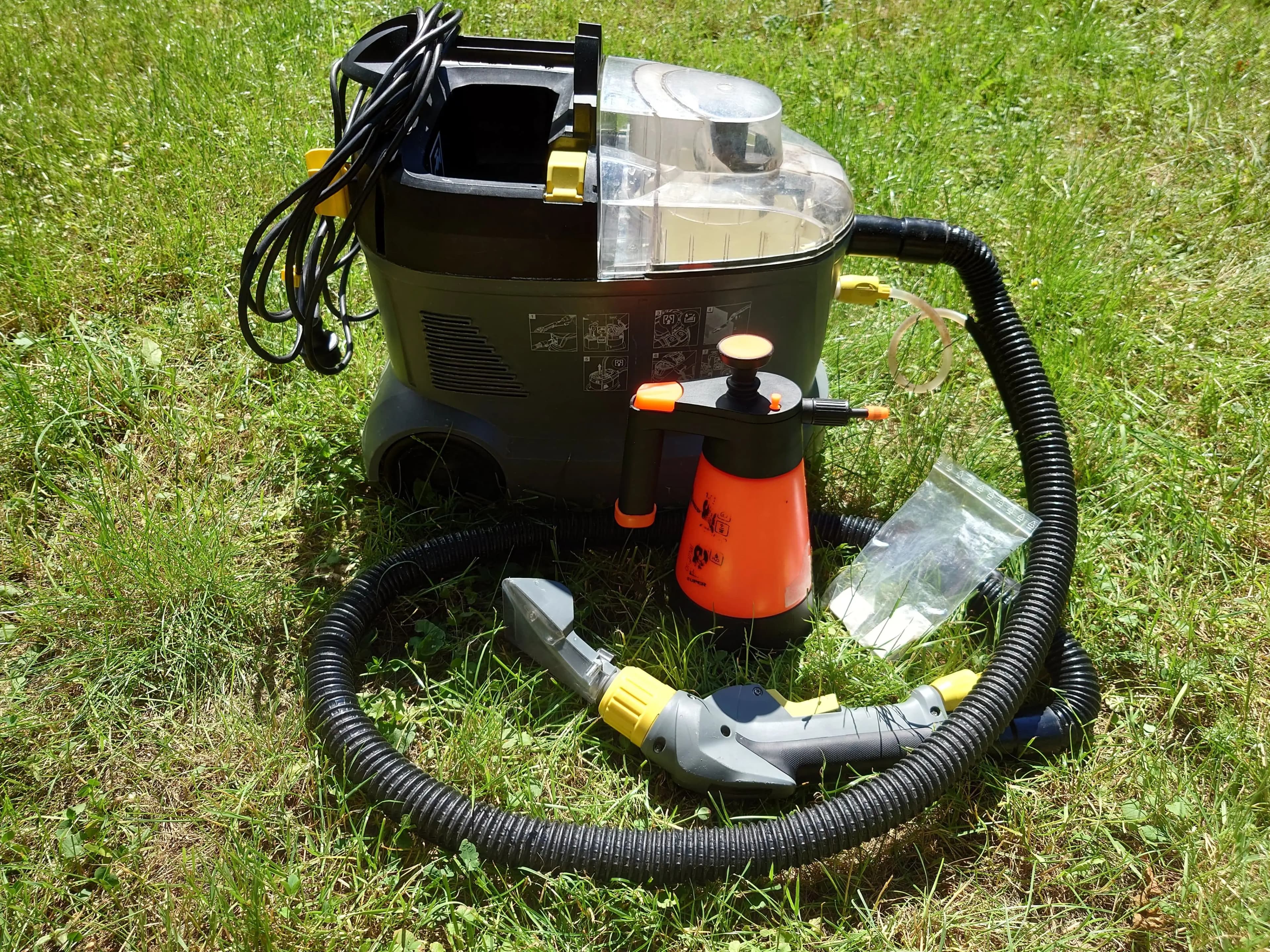 KARCHER Plaunamo siurblio Karcher PUZZI 8/1 nuoma - nuotrauka 3, valymo įrangos nuoma Klaipėdoje